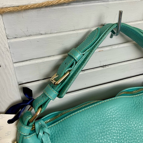 NWT DOONEY & BOURKE Aqua Dillen MD Zipper Pocket Slouch Bag. - Picture 3 of 16